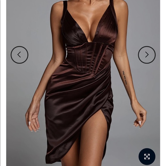 BELLA BARNETT Velvet Corset Mini Dress - Off-Shoulder Ruched Party Dress - View #10